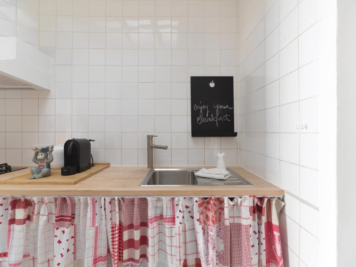 Charming Arty Studioflat, Overlooking The Domain Of A 17Th Century Chapel An Ideal Location For Business Travellers And Peace Seekers Tielrode Екстер'єр фото